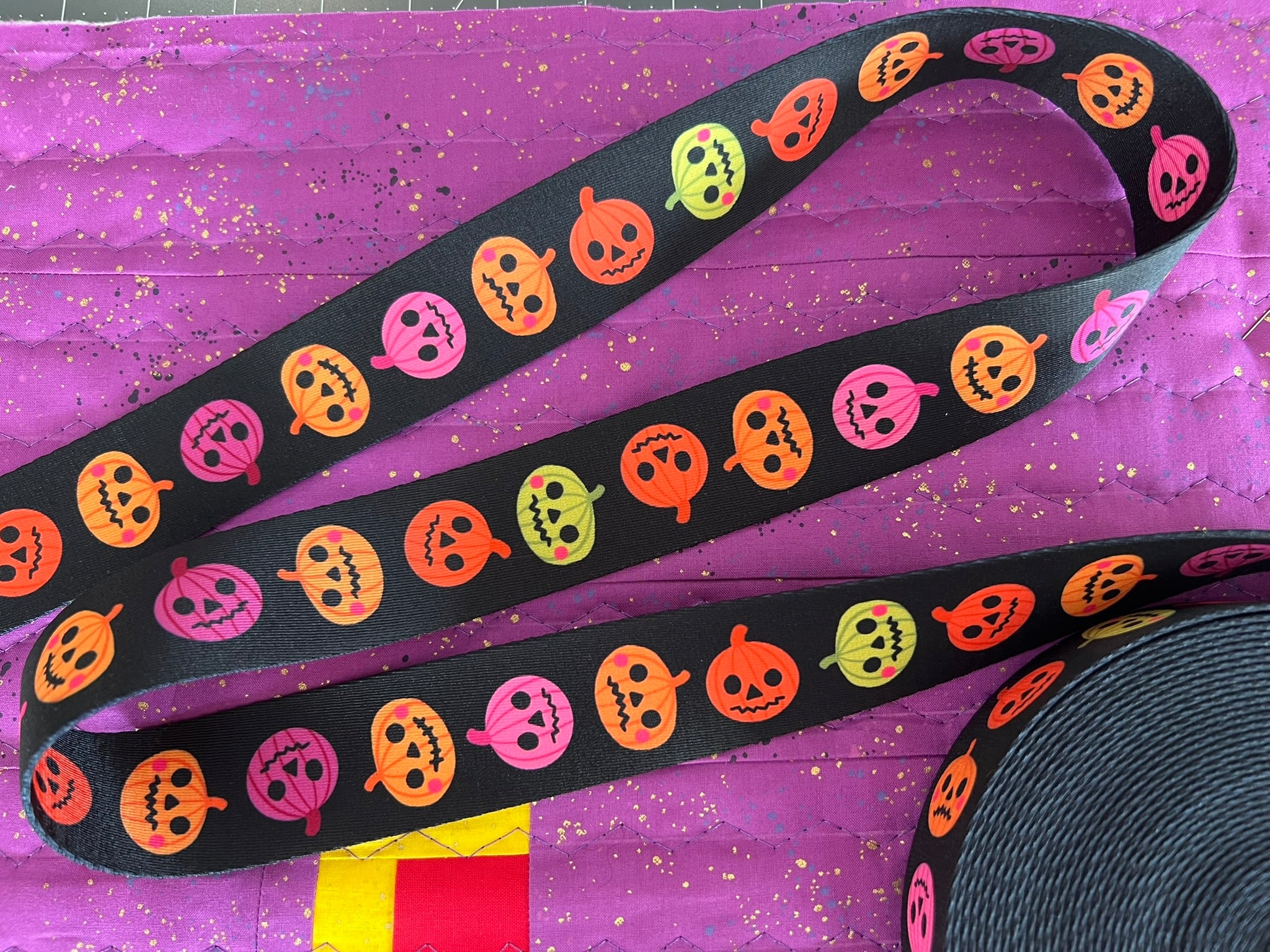 QUILT KIT | Spooky Squad Halloween Bags | Pen + Paper Patterns