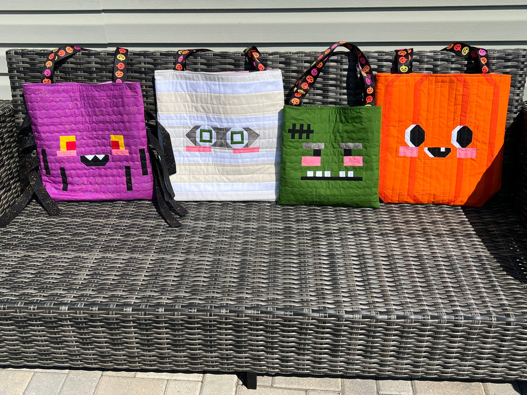 QUILT KIT | Spooky Squad Halloween Bags | Pen + Paper Patterns